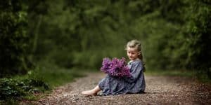 Kinderfotografie Wald Weg Blumen | Fotograf bilderschlag Erfurt